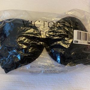 Victoria’s Secret bra